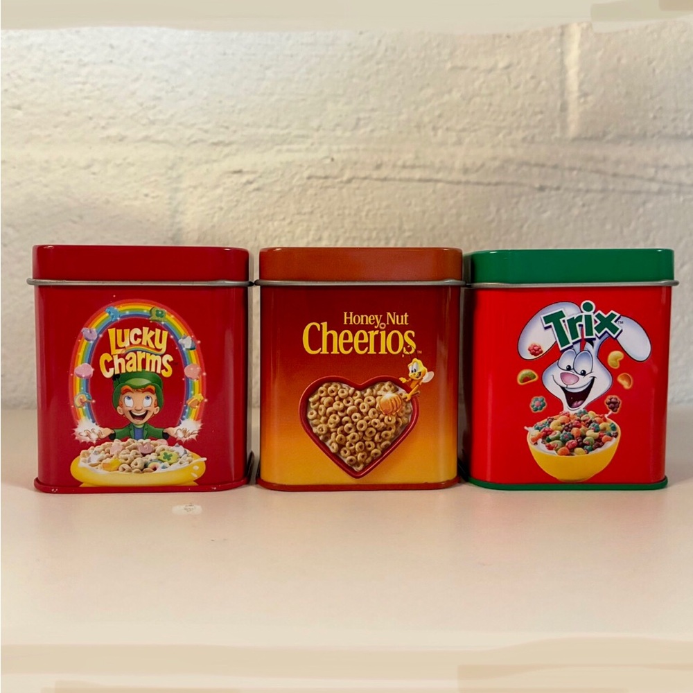 Cute Set of 3 Candle Tins - Cereal-Scented